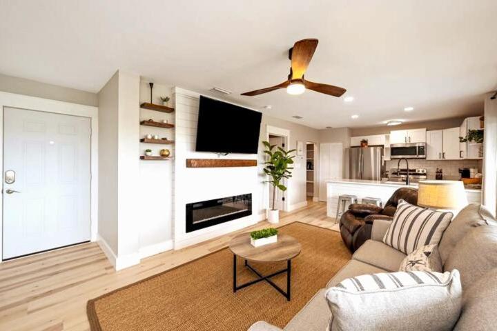 So Fire So Good 3 Comm Pools Lakeview Fireplace Destin Buitenkant foto
